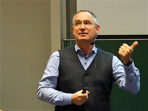 Vortrag zu Cannabis als Medizin im Universitätsklinikum Halle