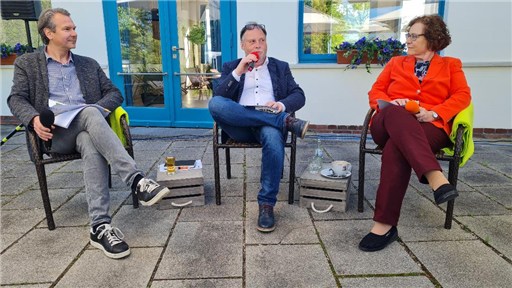 Diskussionsrunde Arm durch Krankheit in Dessau